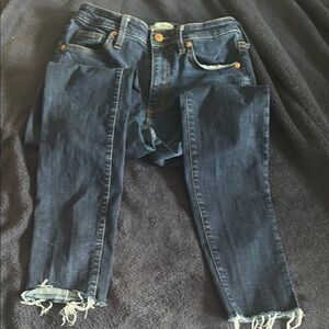 Universal Thread Dark Blue Ankle Jeans